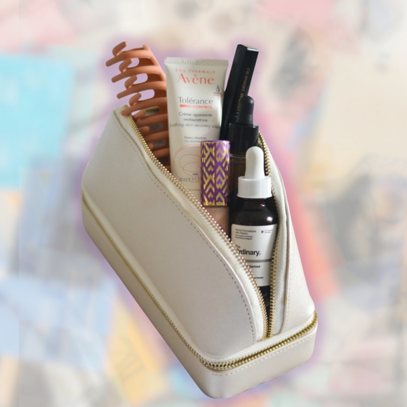 INTRO SALE on Luxury Beauty Bags. ♥️ and only pay Shipping - Picture 3 of 7